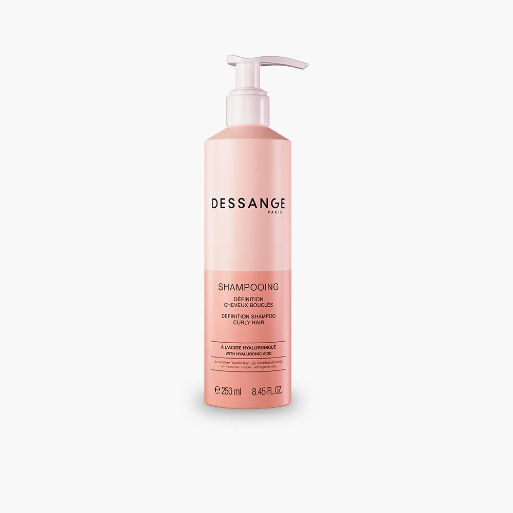 Shampoing définition cheveux bouclés